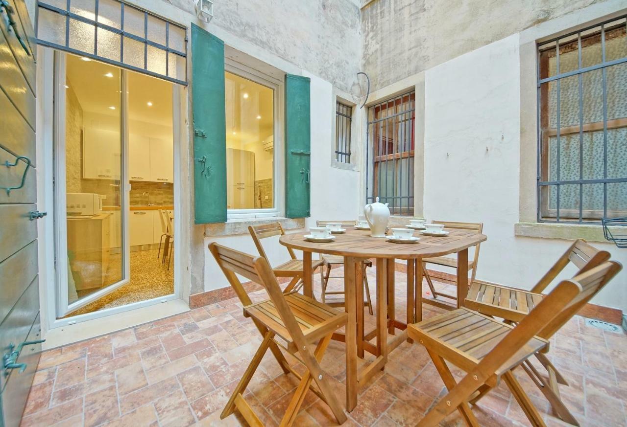 Dolcevita Apartments N 374 Velence Kültér fotó